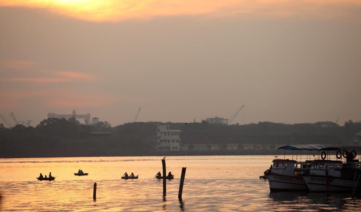 Bloom Boutique Waterfront Fort Kochi 외부 사진